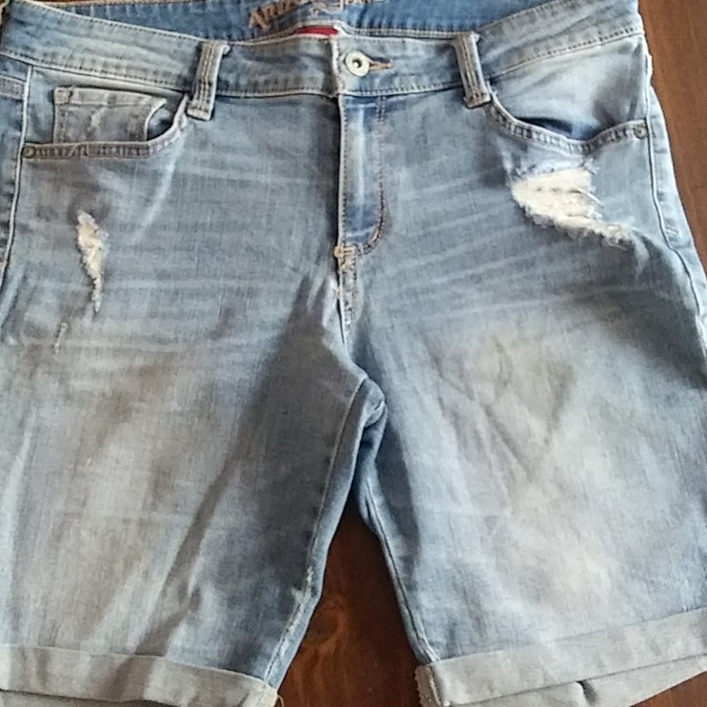 Junior's Arizona Shorts